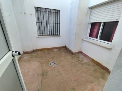 ¡¡¡RESERVADO!!! Piso céntrico con 3 dormitorios y terraza en Coín - Imagen 4