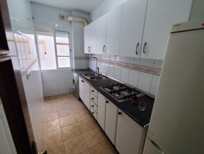 ¡¡¡RESERVADO!!! Piso céntrico con 3 dormitorios y terraza en Coín - Imagen 5