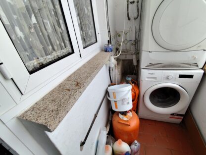 Piso céntrico en Coín de 3 dormitorios con ascensor - Imagen 8
