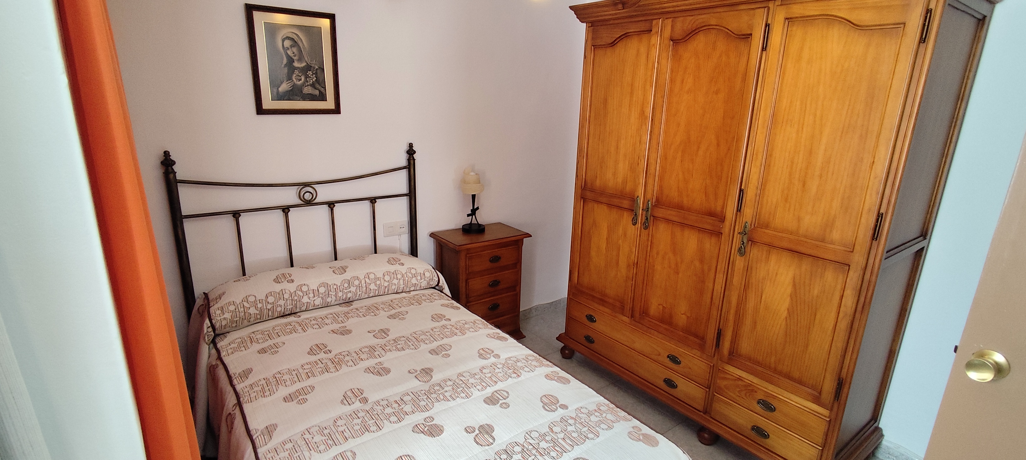 Casa céntrica en Coín, 3 dormitorios, patio y terraza - Imagen 33