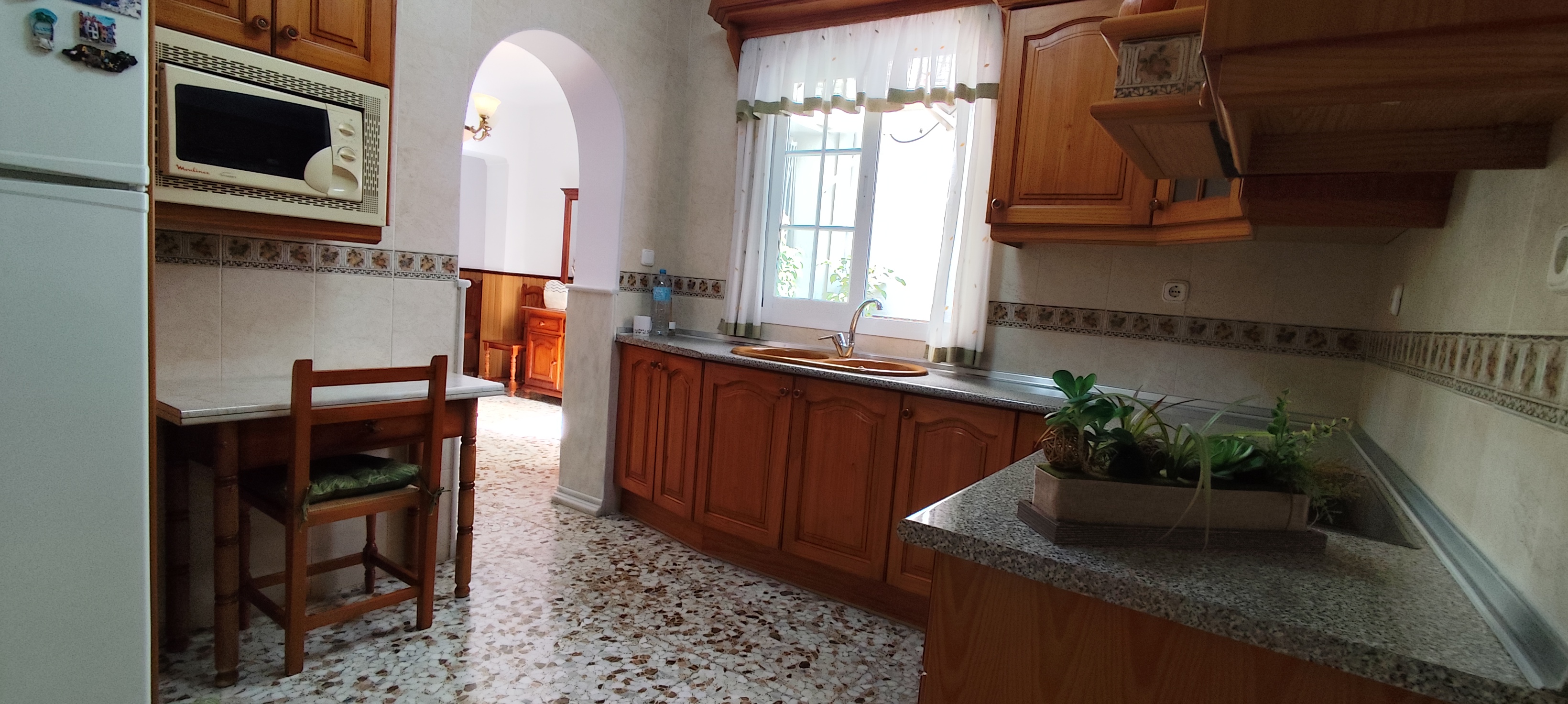 Casa céntrica en Coín, 3 dormitorios, patio y terraza - Imagen 10