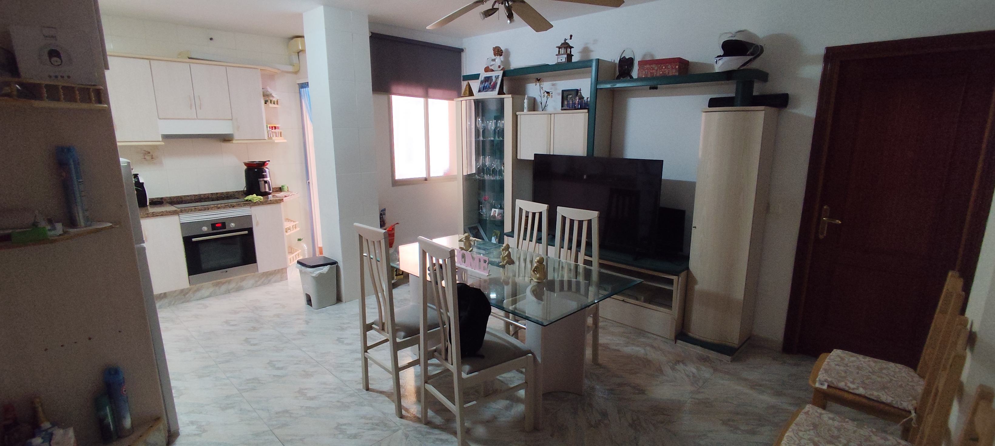 Piso de 3 dormitorio, 2 baños y terraza en Coín - Imagen 10
